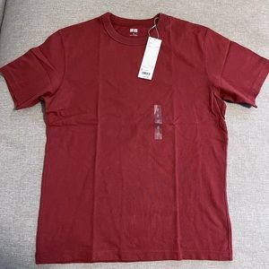 NWT Uniqlo Short Sleeve T-Shirt